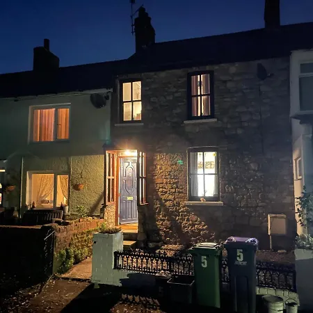 Traditional Cosy Pet Friendly Cottage By The Canal With Cymru Holidays Cwmbran Buitenkant foto